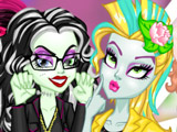 Jogue Princesas da Disney VS Monster High: Instagram, um jogo de Monster  high